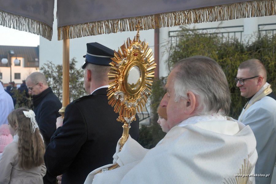 44 Procesja rezurekcyjna.jpg